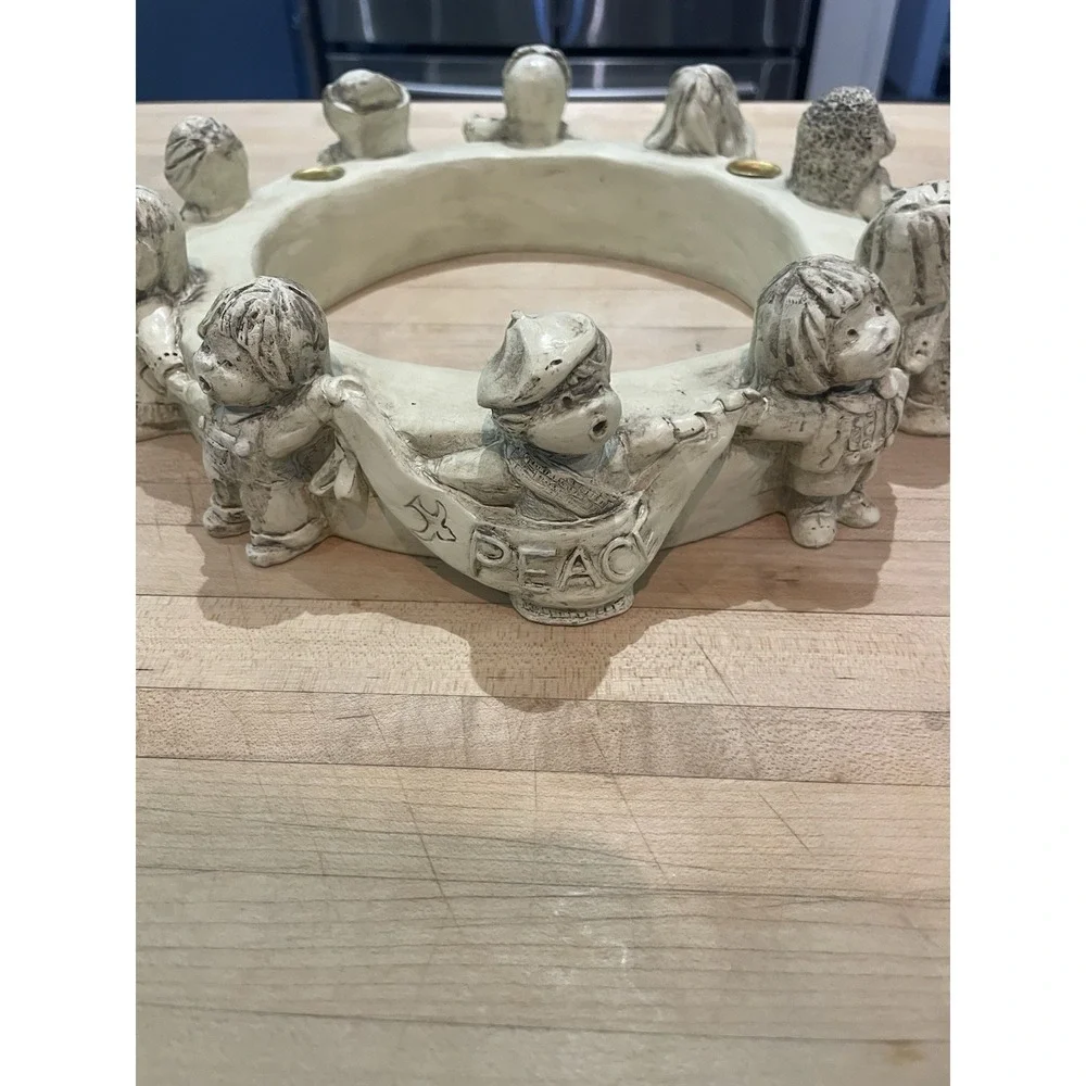 Vintage Abbey Press Advent Wreath Candle Holder Children of the World Resin